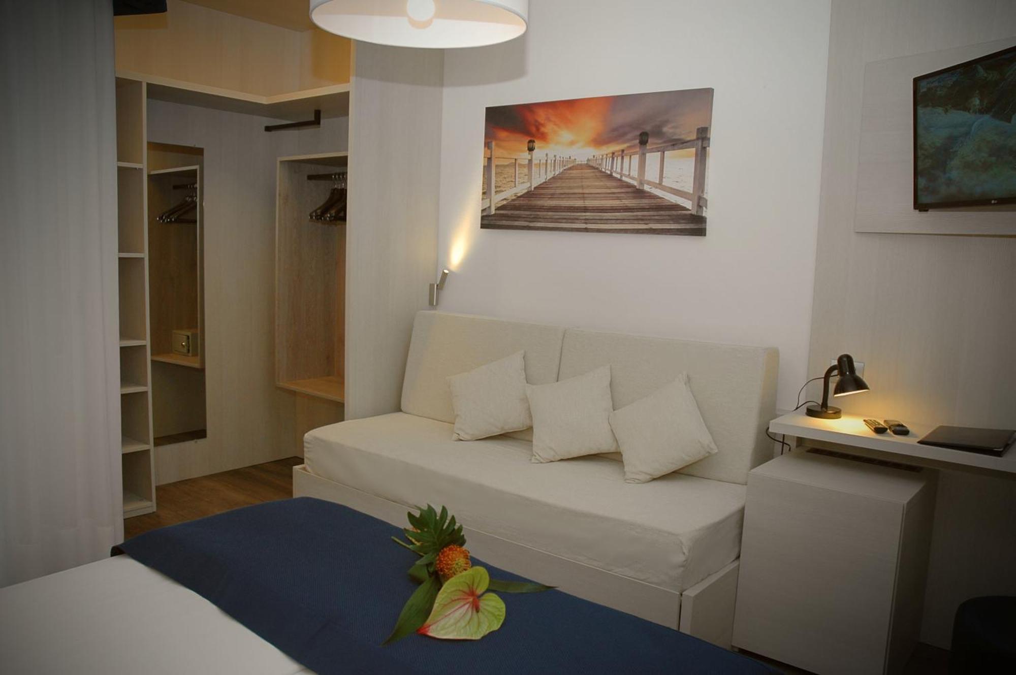 Hotel Abbazia Lignano Sabbiadoro Værelse billede