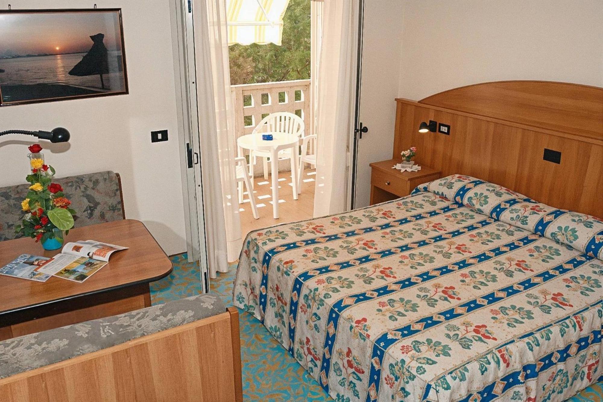 Hotel Abbazia Lignano Sabbiadoro Eksteriør billede