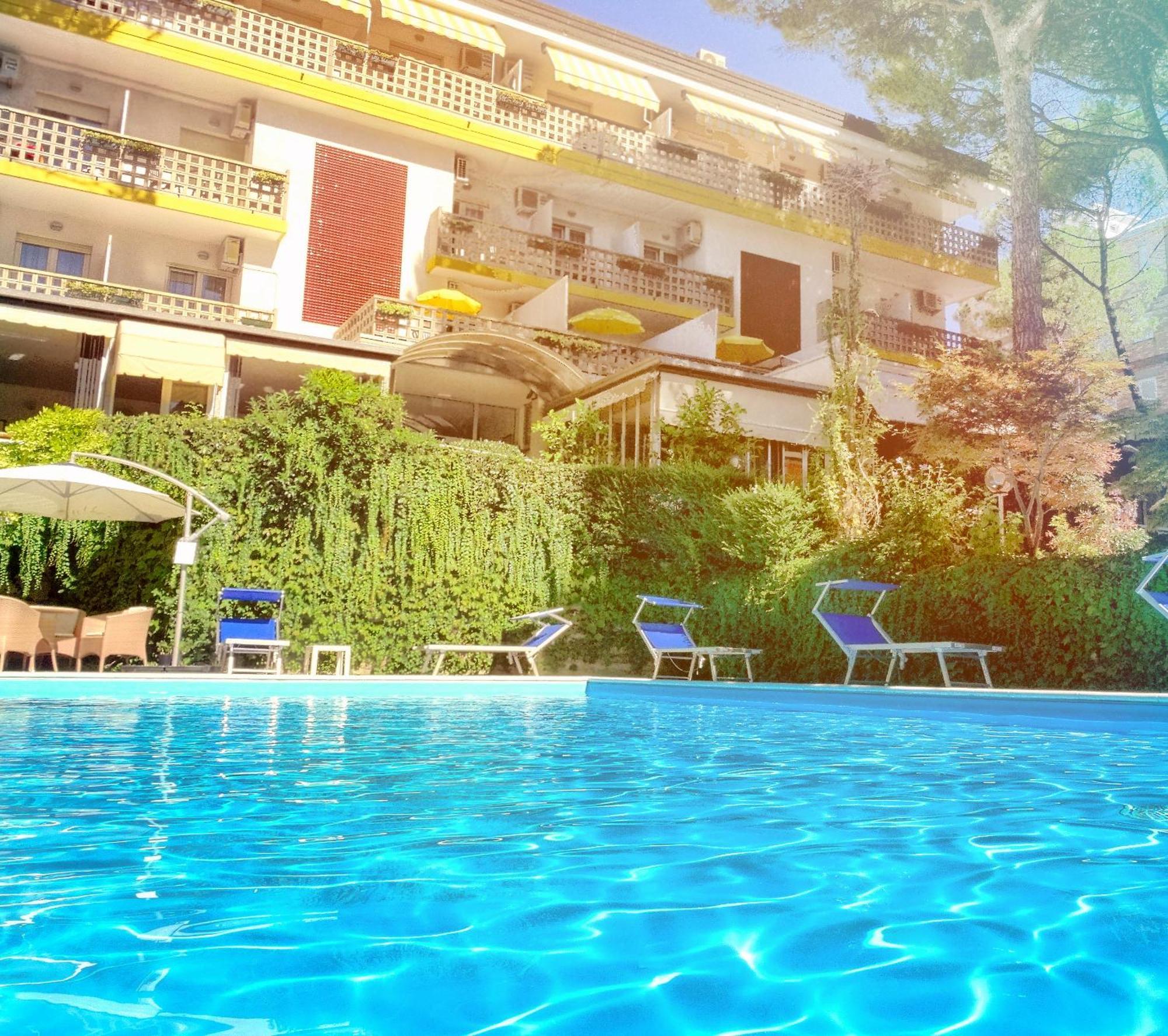 Hotel Abbazia Lignano Sabbiadoro Eksteriør billede
